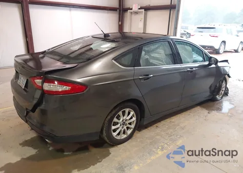 2016 Ford Fusion S z USA, uszkodzony, nr VIN 3FA6P0G77GR129684